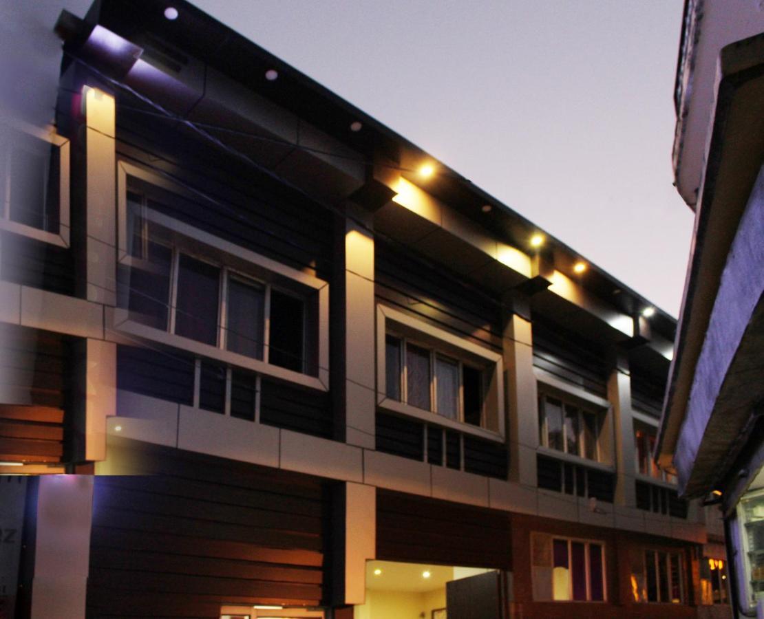 Oyo 2576 Hotel Piknik Masuri Exterior foto